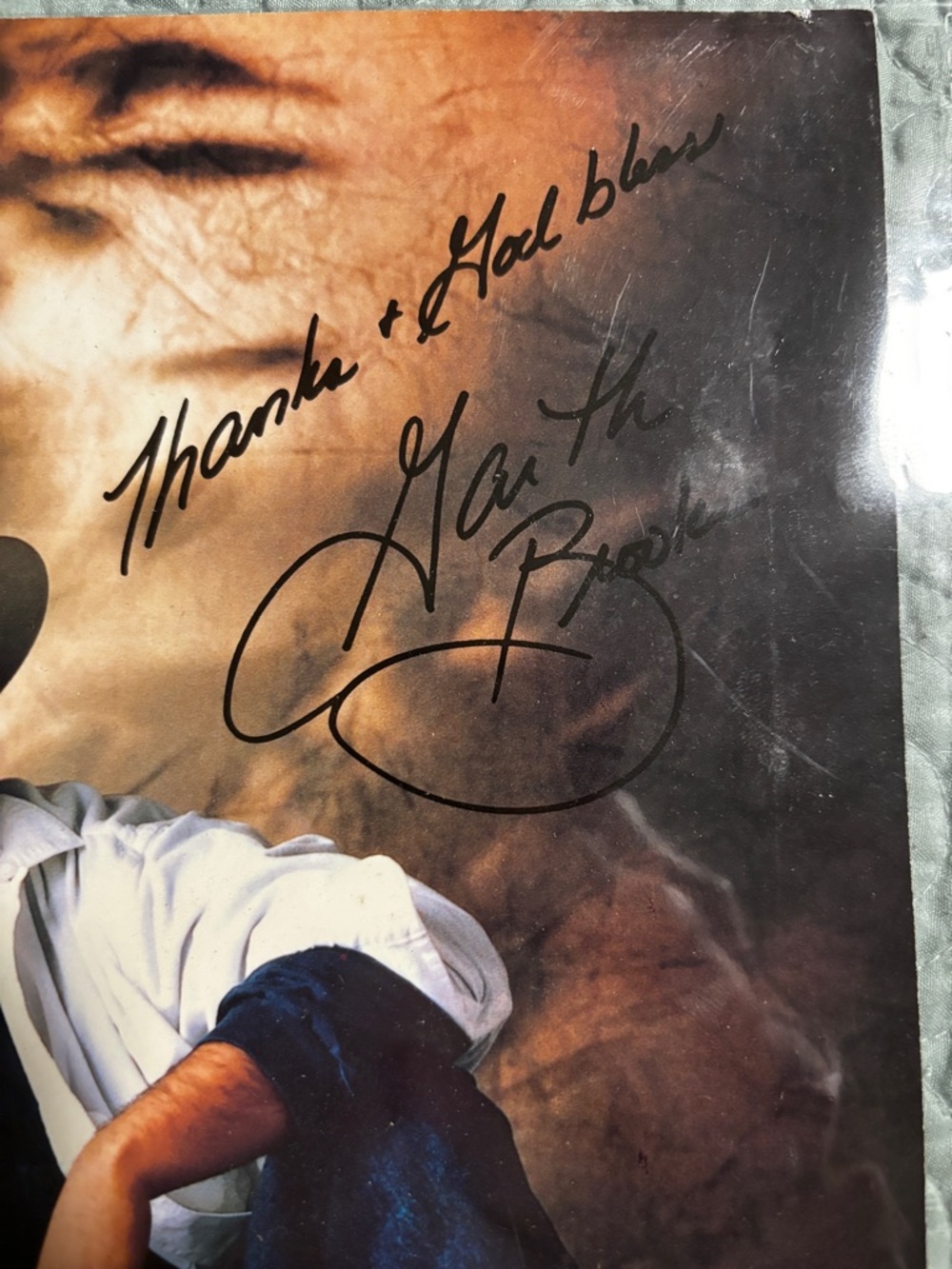 Authentic Signed Garth Brooks Photograph - Picture 3 of 3